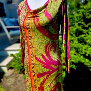 Jewel colored slim-fitting dress